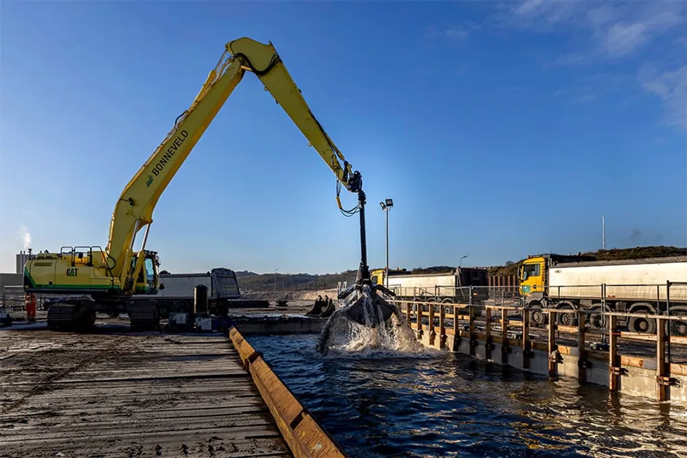 On-the-pontoon